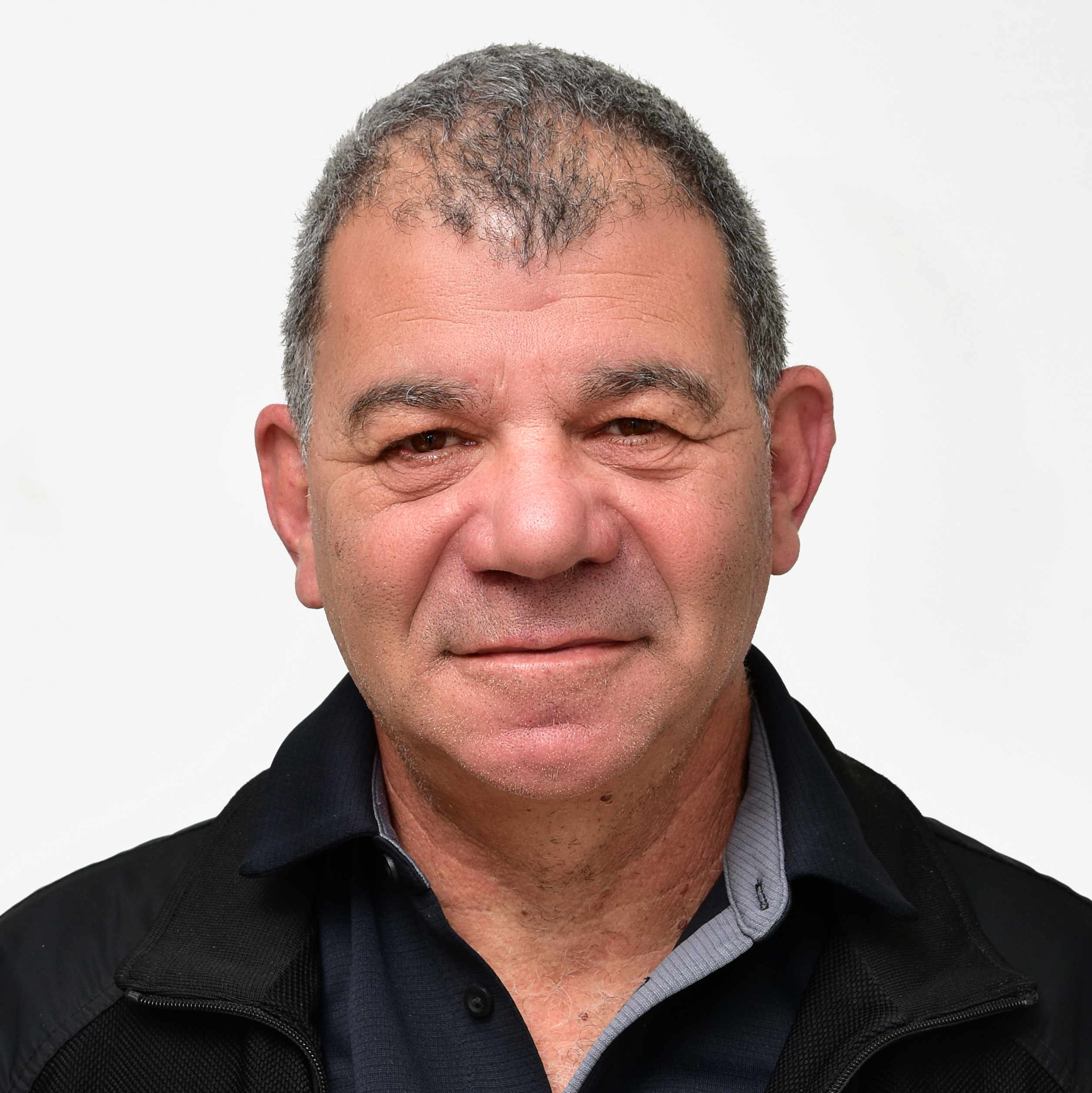 שמוליק נחום